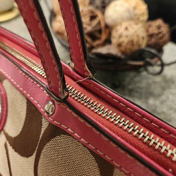 Coach Signature Brown and Pink Tote Bag - Picture 10 of 17